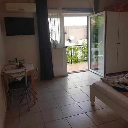 Behija 1 Cikvenica Апартаменты