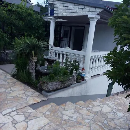 Behija 1 Cikvenica Апартаменты *