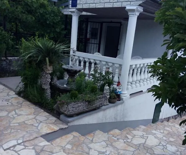 Behija 1 Cikvenica Apartment *
